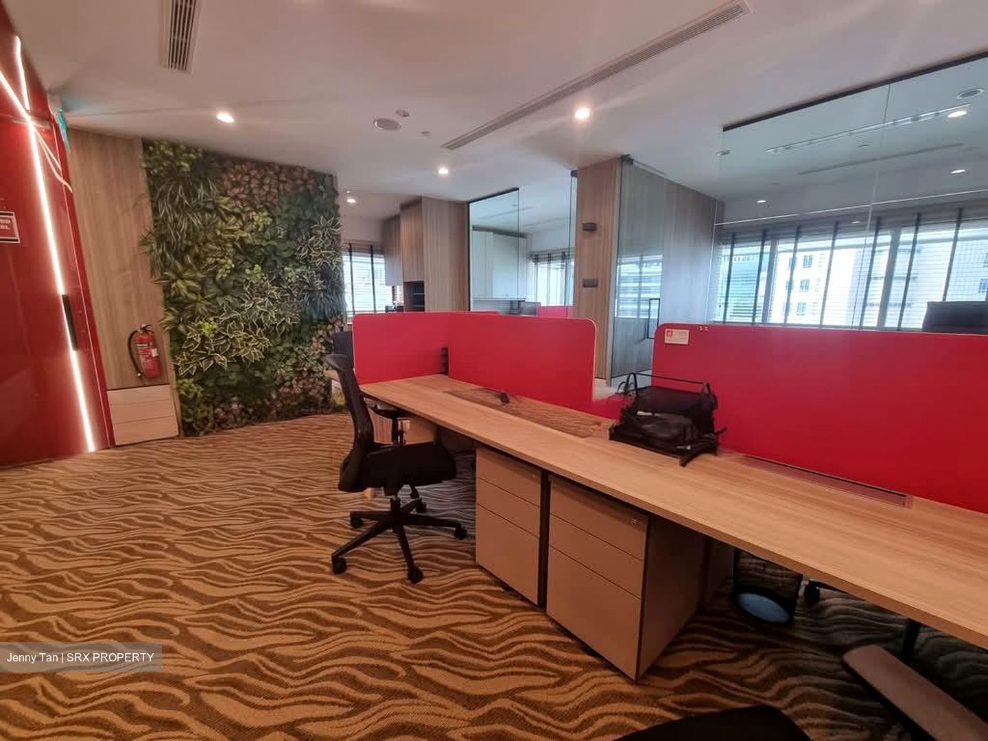 111 Somerset (D9), Office #570020551